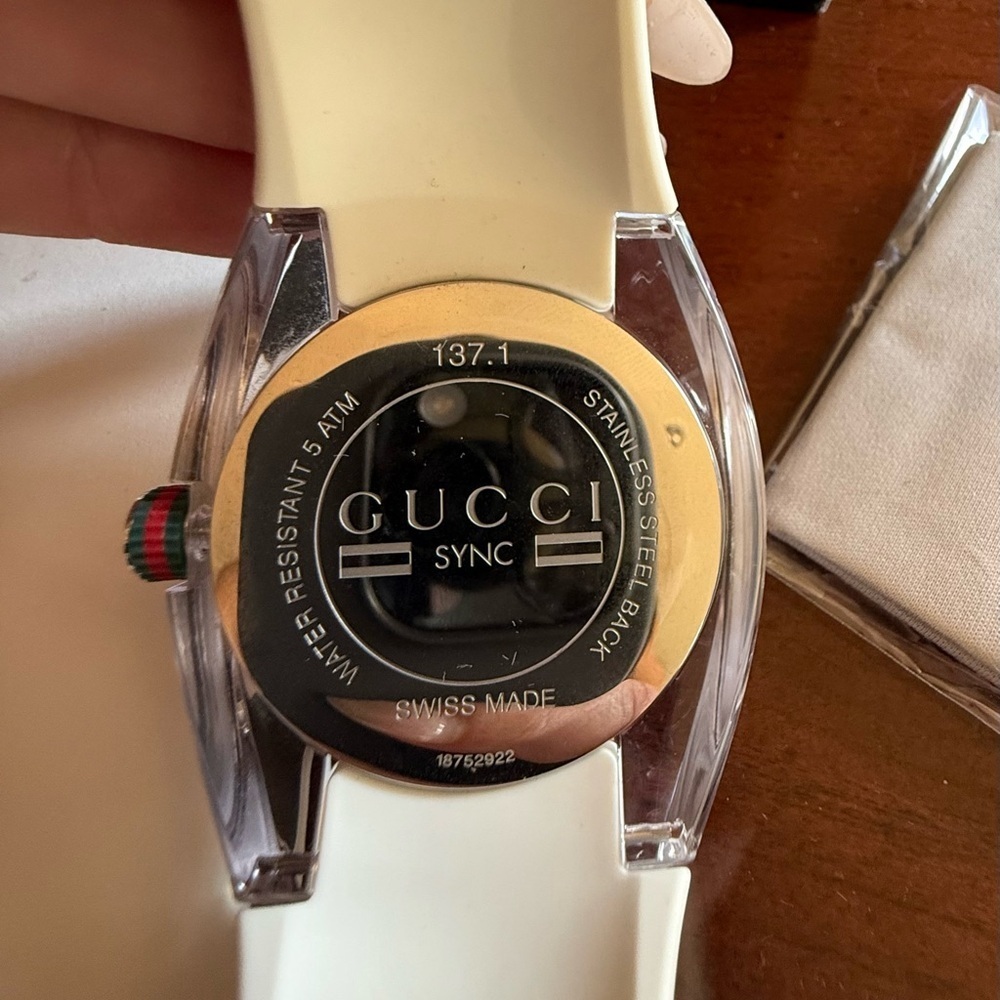 Gucci Sync Unisex Swiss White Striped Rubber Strap Watch 46mm - Picture 4 of 6